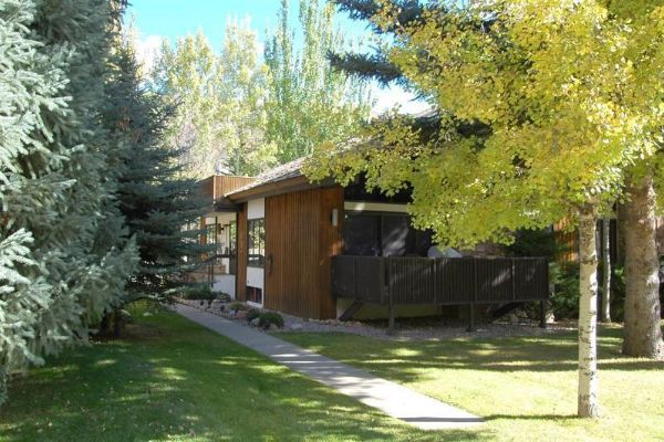 Frias Properties of Aspen